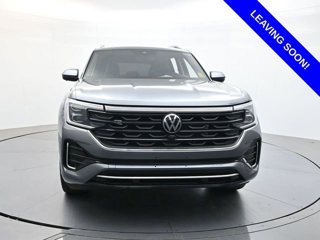 Used 2024 Volkswagen Atlas SEL Premium R-Line AWD/4WD image 2