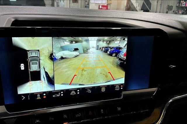 Certified 2025 Chevrolet Silverado 1500 High Country w/ Technology Package AWD/4WD image 17
