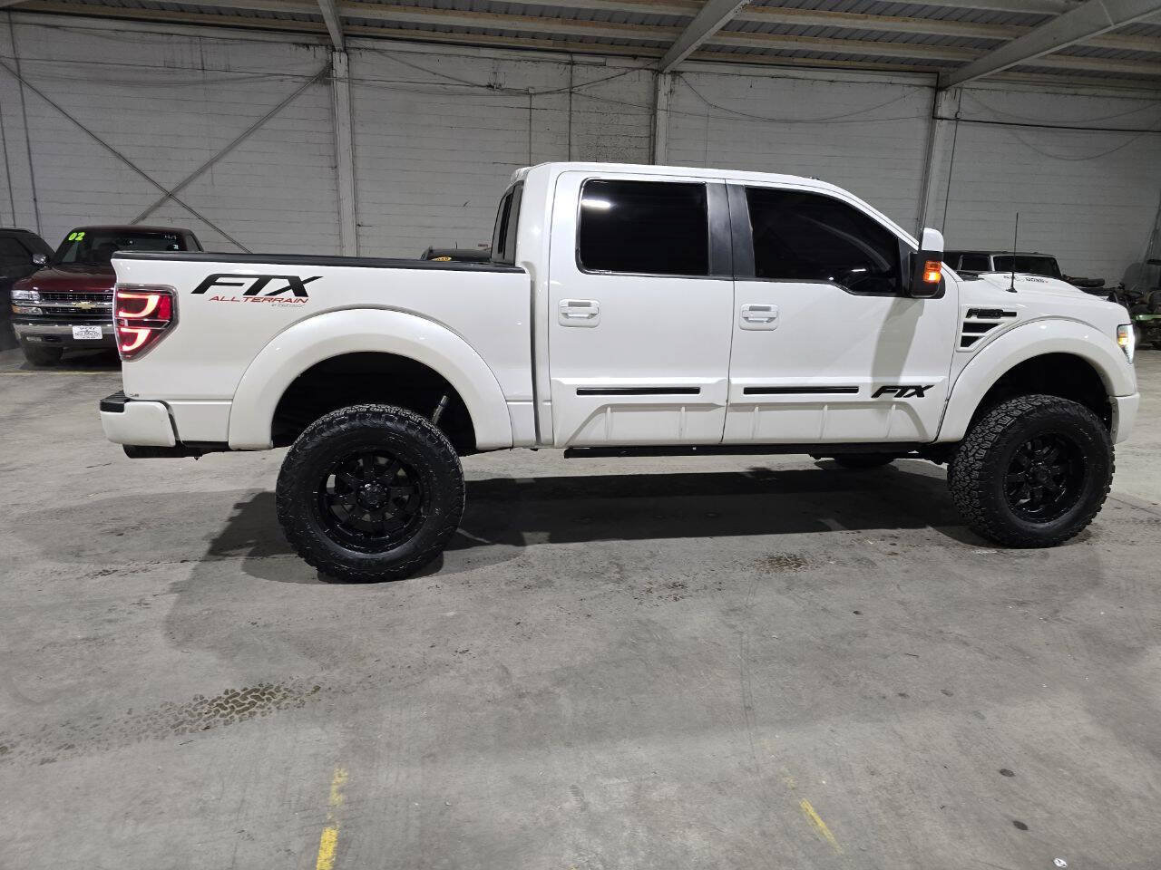 Used 2014 Ford F150 Lariat w/ Equipment Group 502A Luxury AWD/4WD image 17
