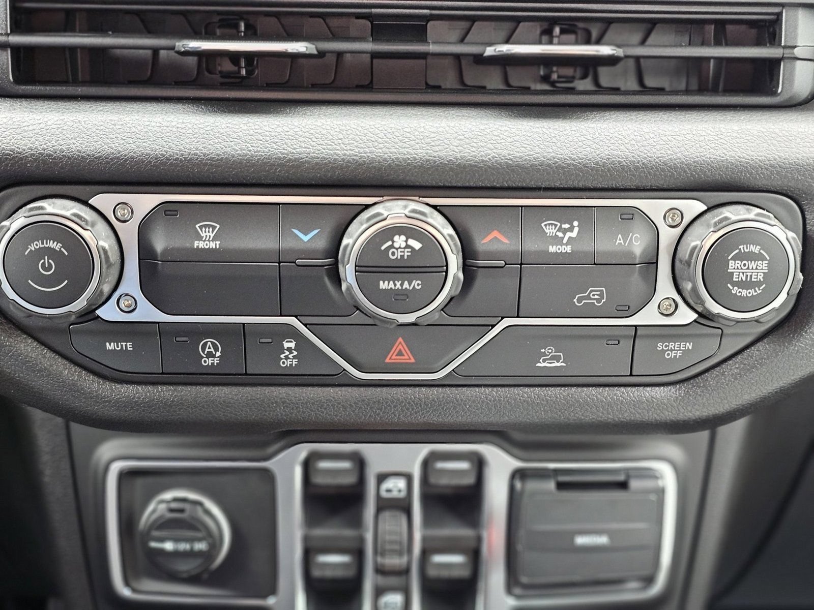New 2026 Jeep Wrangler Unlimited Sport AWD/4WD image 19