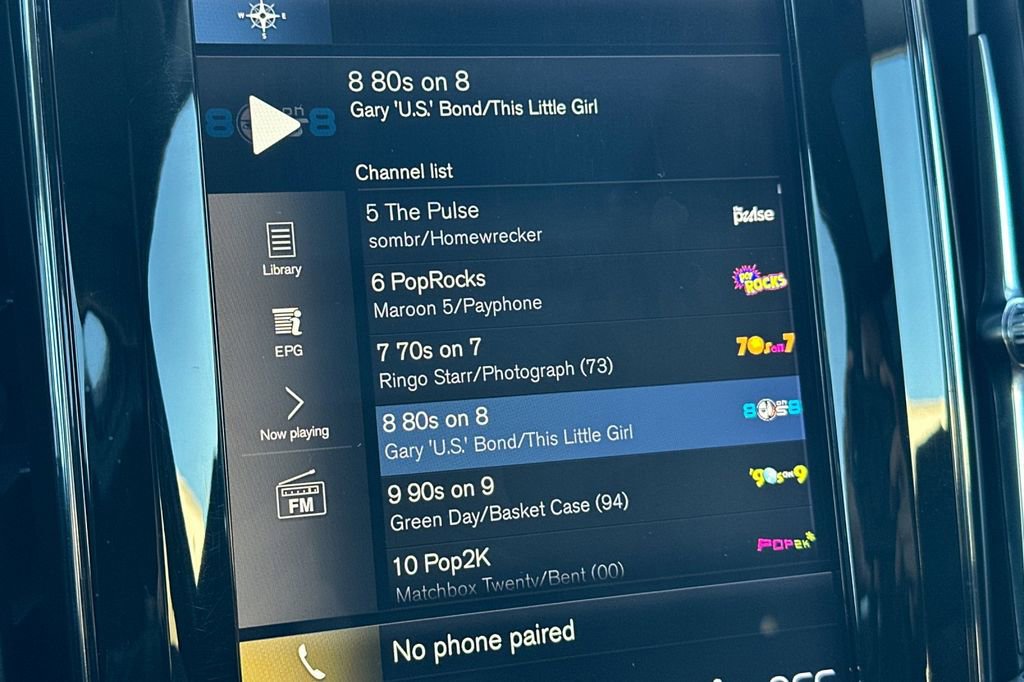 Used 2019 Volvo XC60 T5 Momentum w/ Premium Package image 18