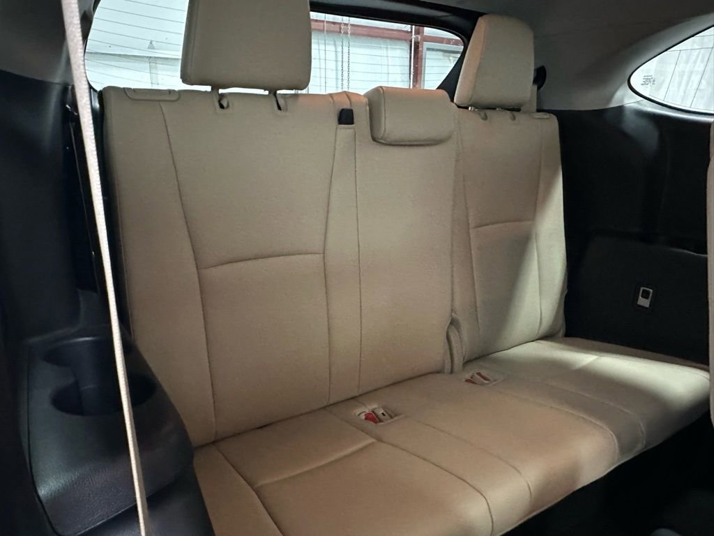 Used 2025 Toyota Highlander XLE image 59