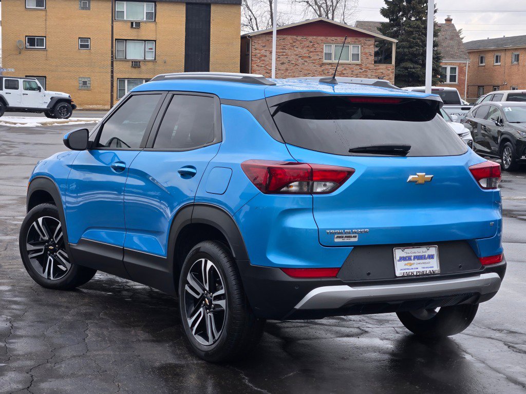 Certified 2025 Chevrolet TrailBlazer LT w/ LT Cold Weather Package image 14