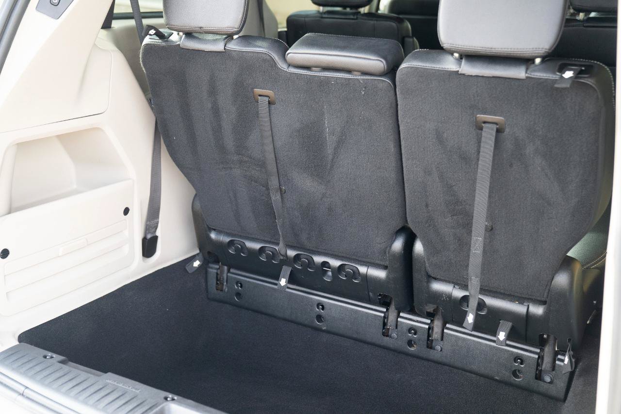 Used 2019 Dodge Grand Caravan SXT FWD image 17