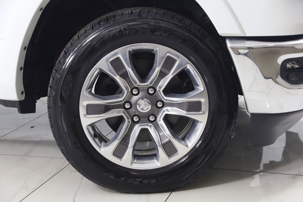 Used 2023 RAM 1500 Limited AWD/4WD image 16
