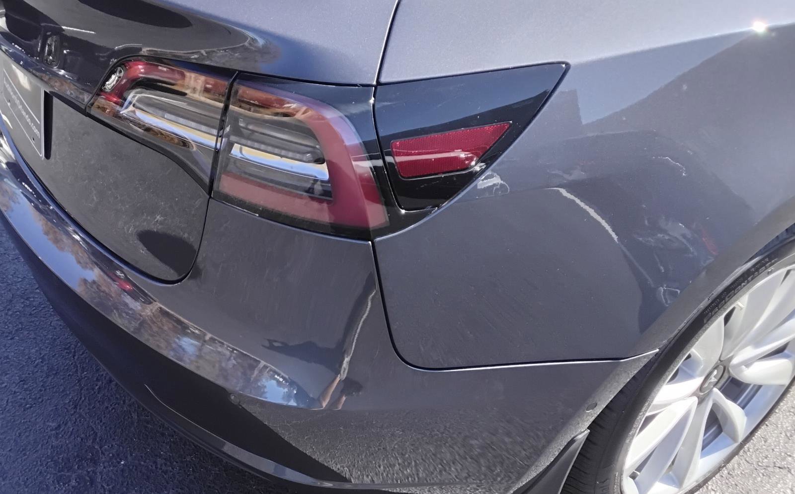 Used 2018 Tesla Model 3 Long Range image 9