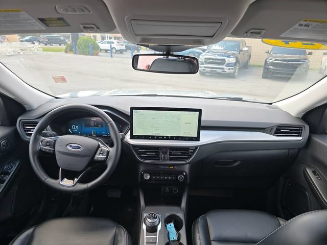 Used 2024 Ford Escape Platinum AWD/4WD image 15