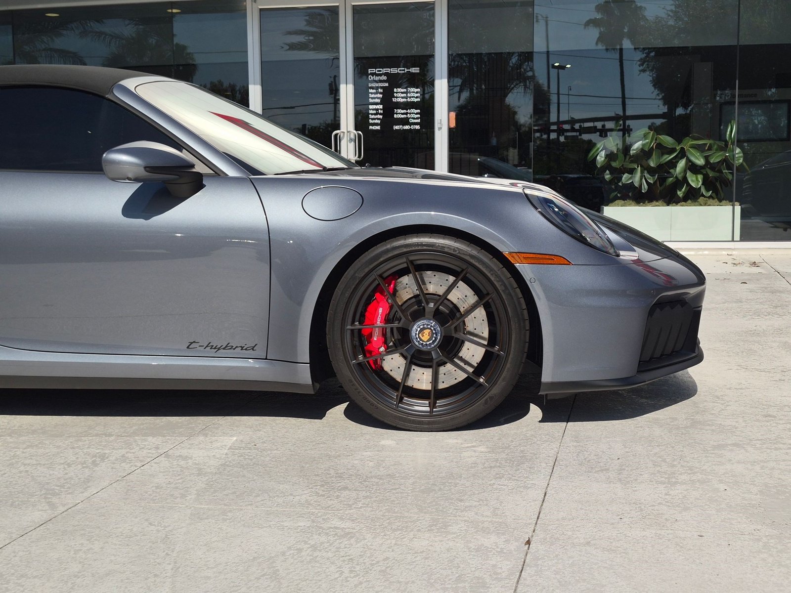 Certified 2025 Porsche 911 Carrera GTS RWD image 11