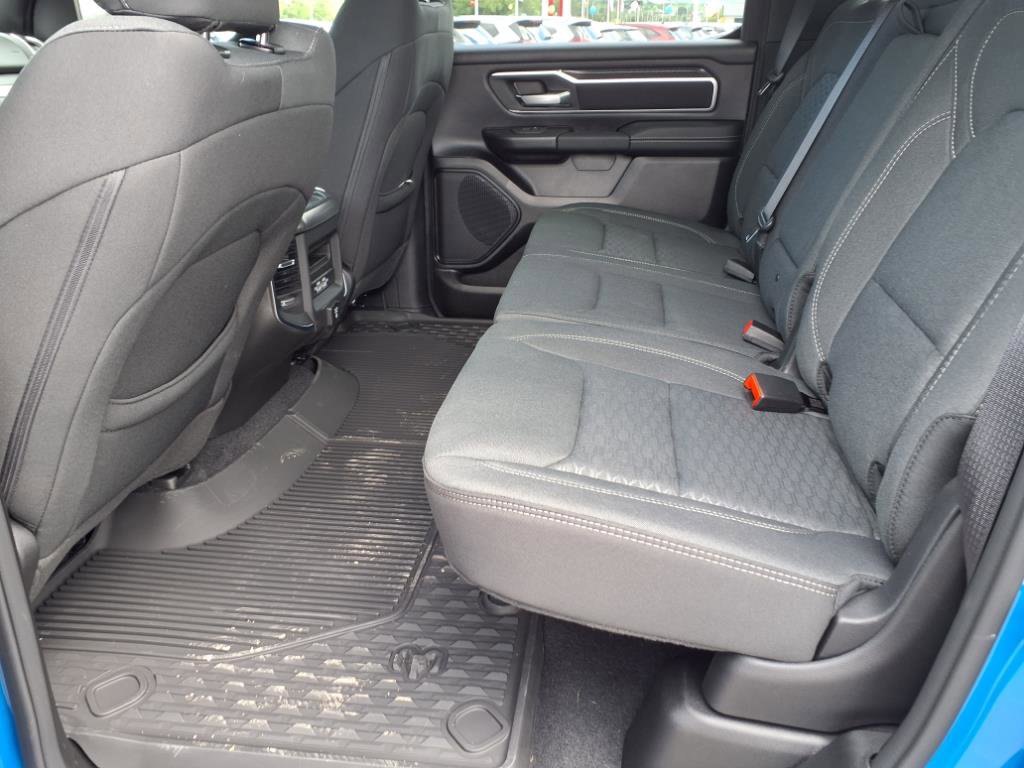 Used 2025 RAM 1500 Big Horn AWD/4WD image 6