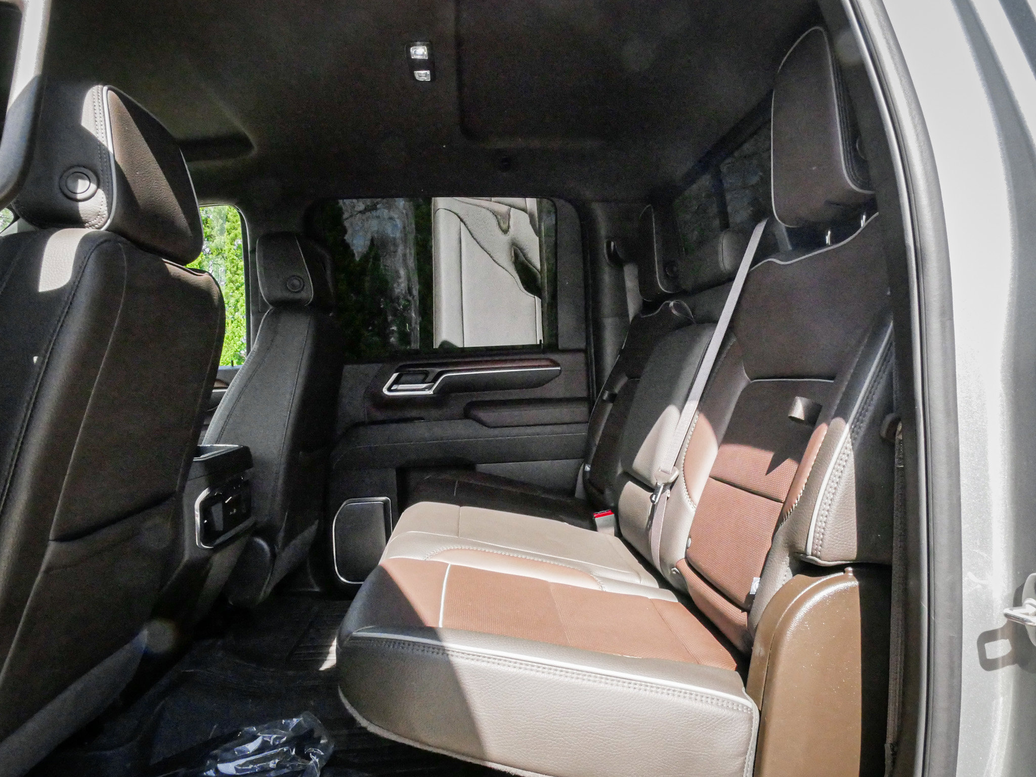 Used 2025 GMC Sierra 2500 Denali w/ Technology Package image 30