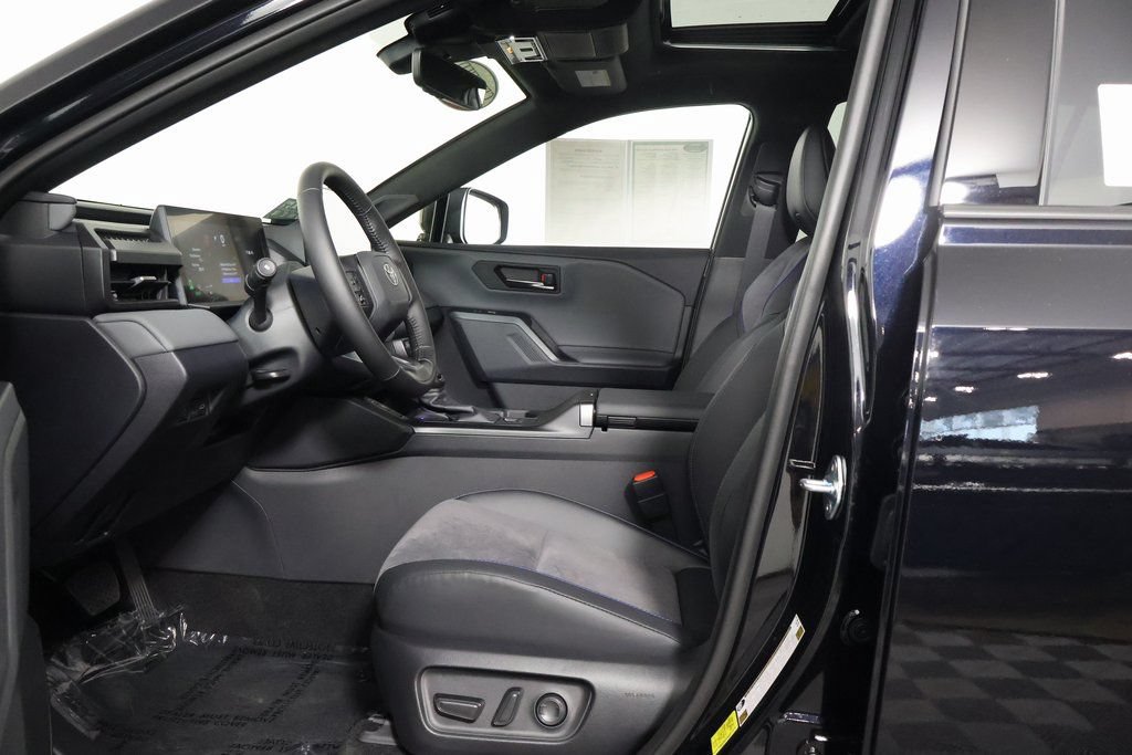 Used 2026 Toyota RAV4 XSE w/ Weather Package AWD/4WD image 10