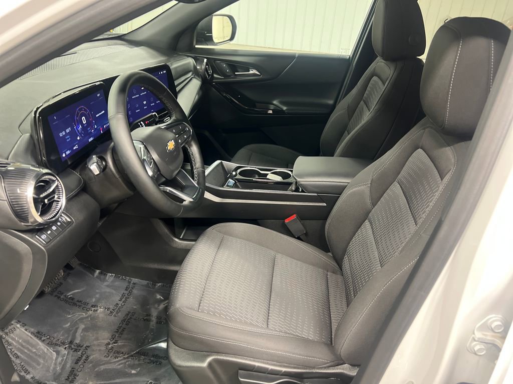 Certified 2025 Chevrolet Equinox LT AWD/4WD image 13