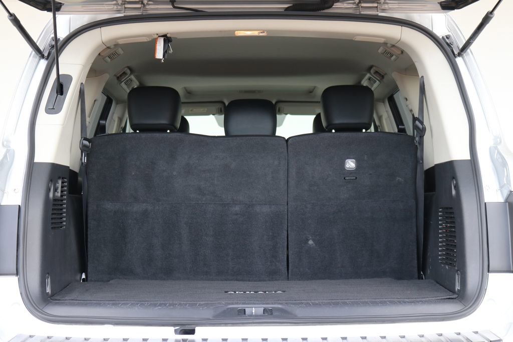 Used 2024 Nissan Armada SL image 26