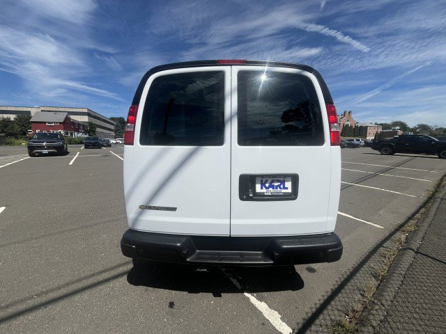 New 2024 Chevrolet Express 3500 image 3