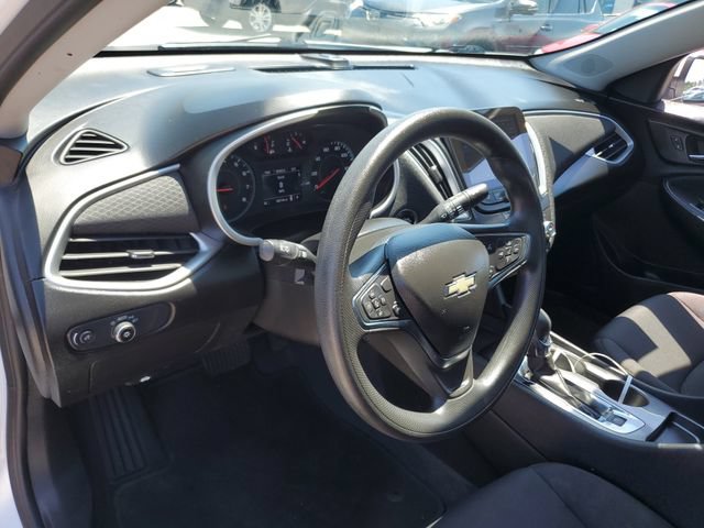 Used 2024 Chevrolet Malibu LS w/ Driver Confidence Package FWD image 19
