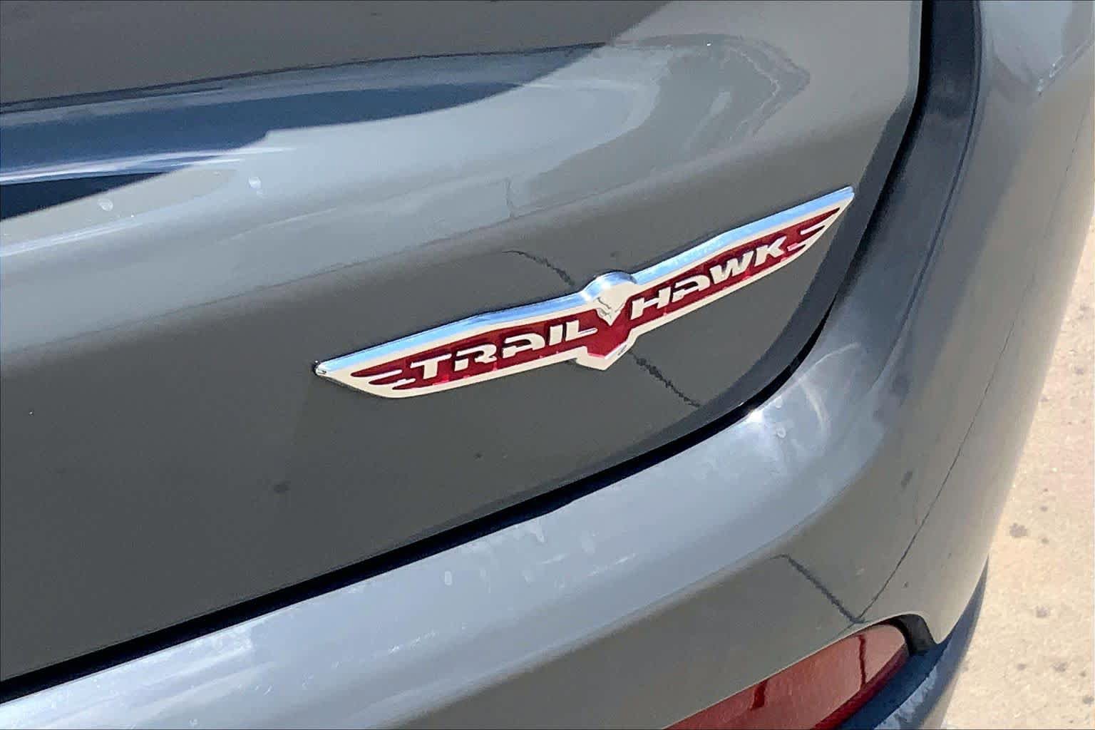Used 2020 Jeep Compass Trailhawk w/ Popular Equipment Group AWD/4WD image 10