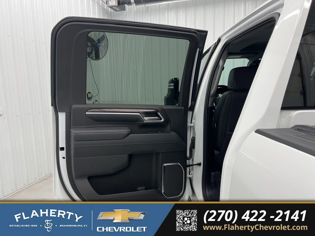 Used 2025 Chevrolet Silverado 2500 LTZ w/ Trail Boss Package image 10