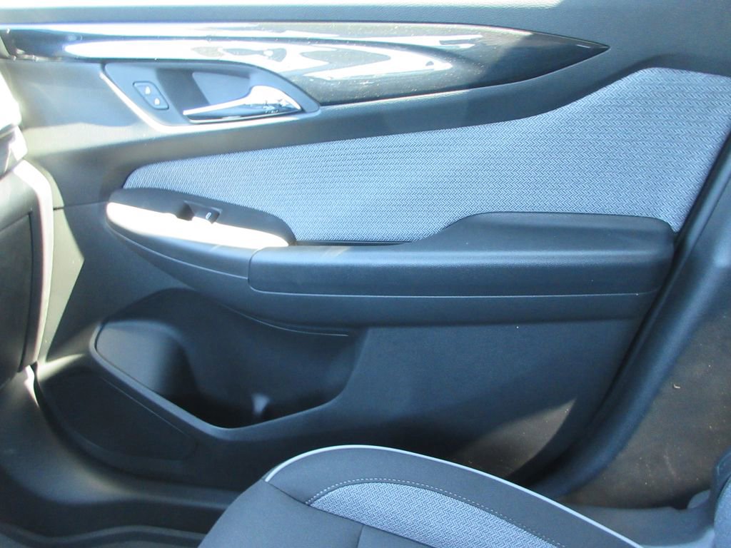New 2026 Chevrolet TrailBlazer LT w/ LPO, Blackout Package FWD image 32