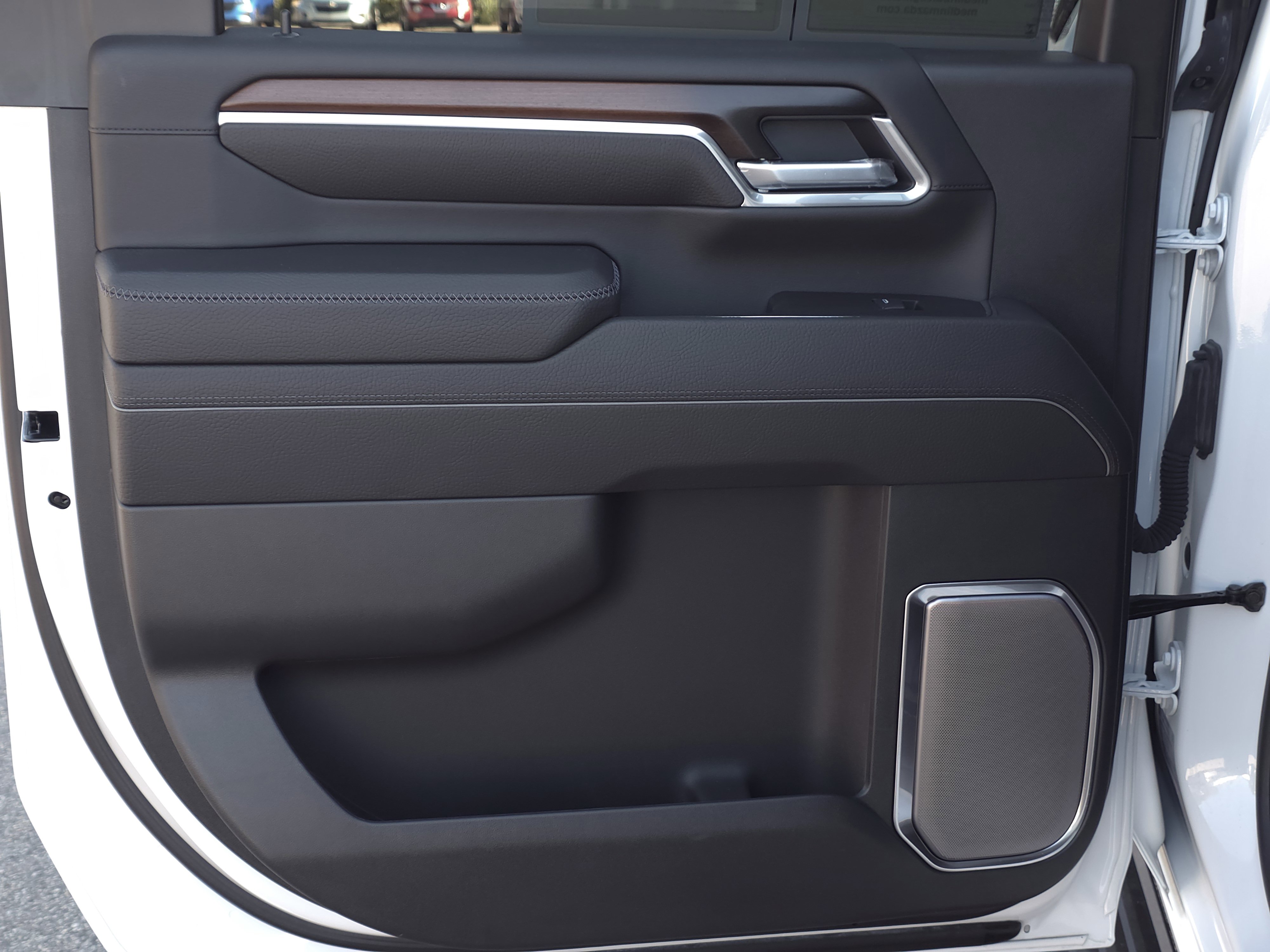 Used 2025 GMC Sierra 2500 Denali w/ Denali Reserve Package image 32