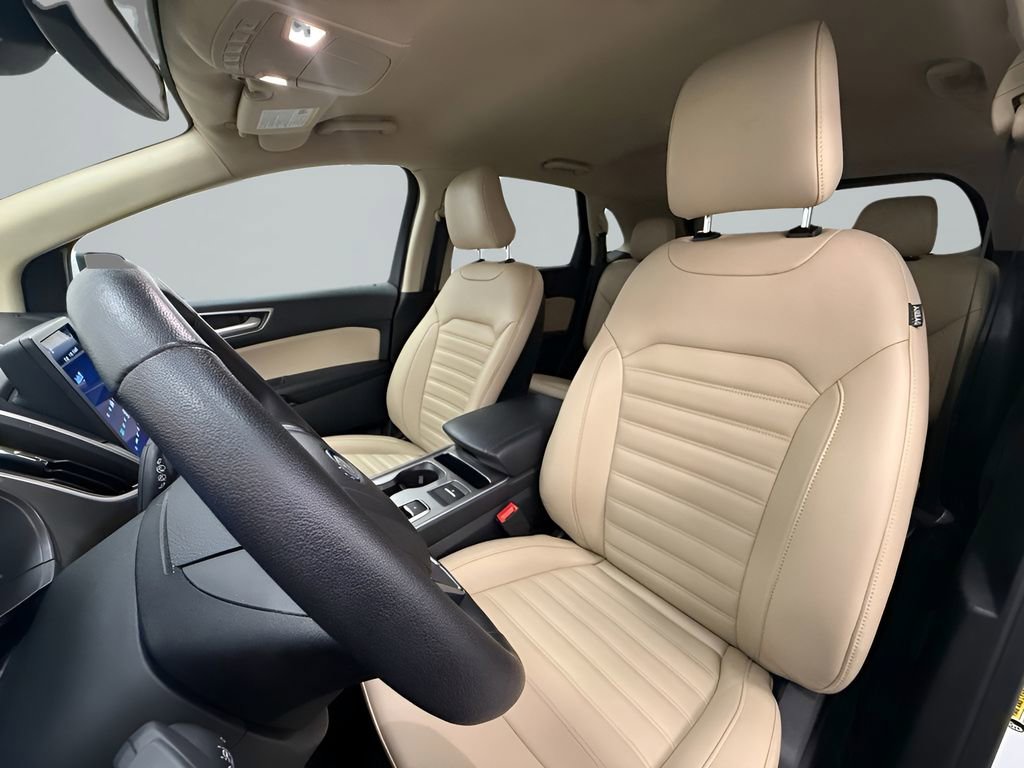 Used 2023 Ford Edge SEL image 10