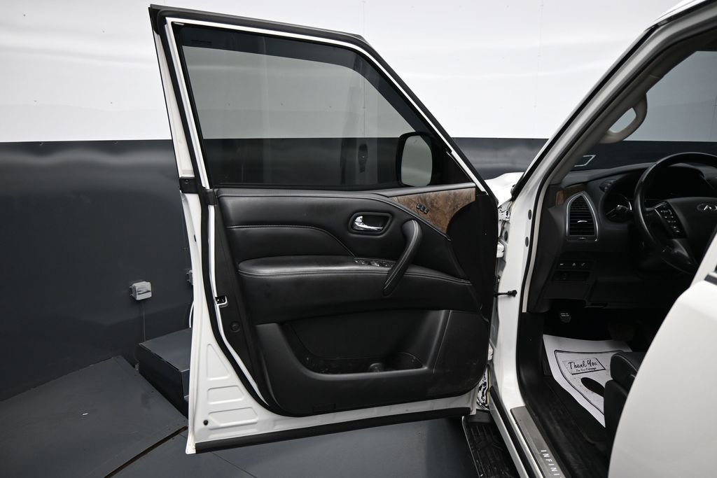 Used 2023 INFINITI QX80 Premium Select w/ Cargo Package AWD/4WD image 9
