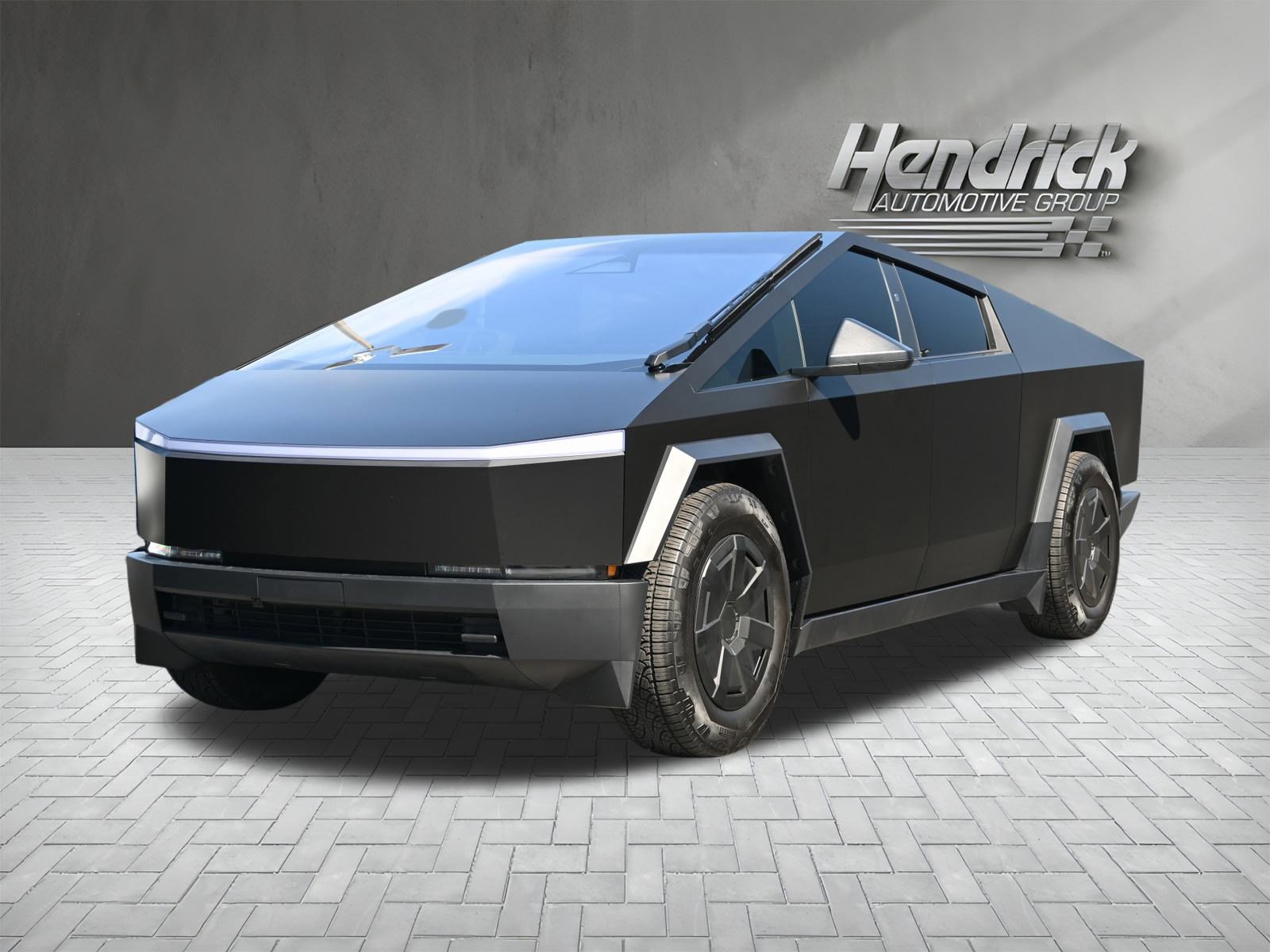 Used 2024 Tesla Cybertruck AWD Crew Cab image 7