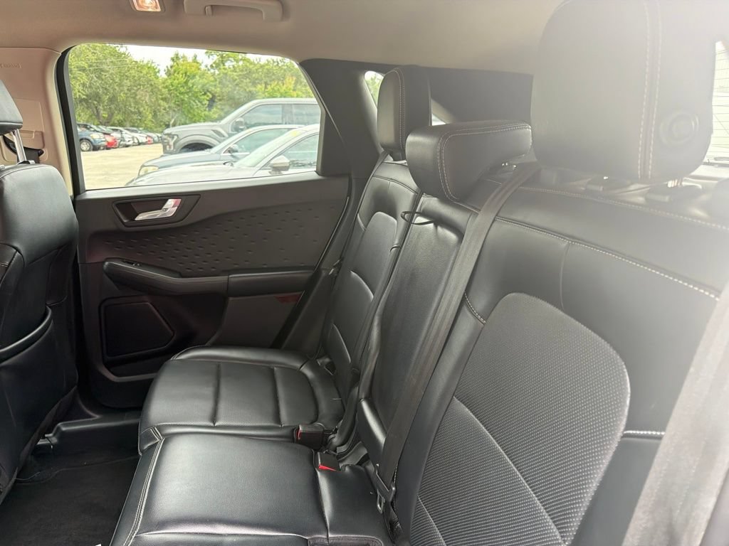 Used 2020 Ford Escape SEL FWD image 11