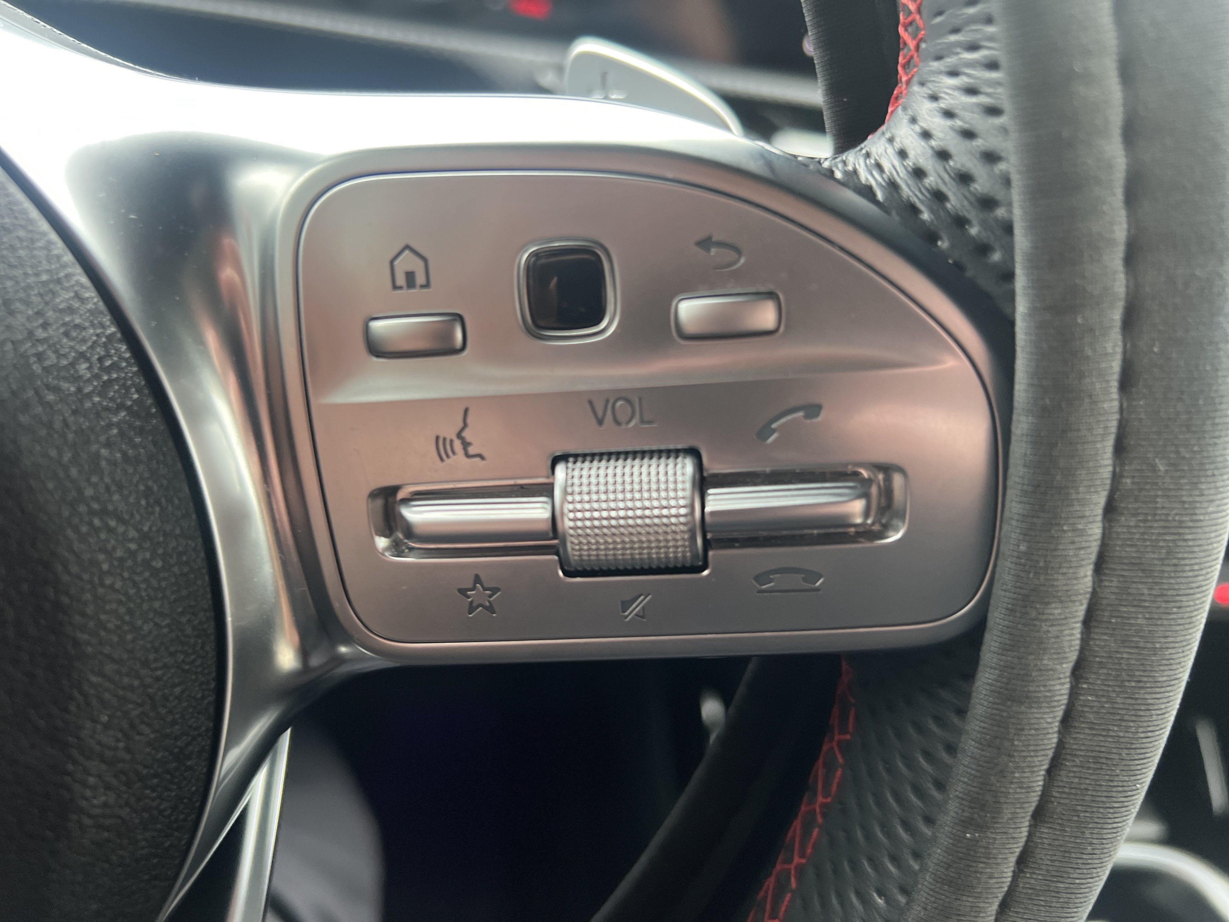 Used 2023 Mercedes-Benz CLA 35 AMG 4MATIC image 20