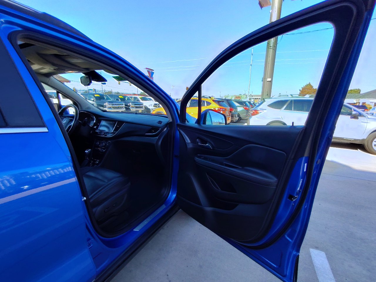 Used 2018 Buick Encore Essence image 37