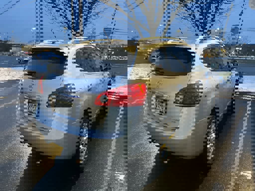 Used 2011 Nissan Rogue SV w/ SL Pkg image 6