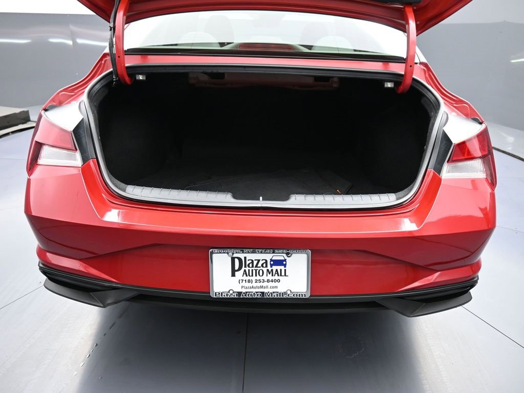 Certified 2021 Hyundai Elantra SEL image 21