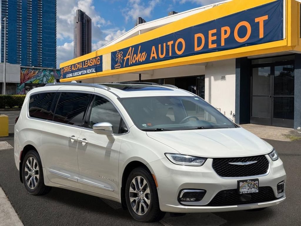 Used 2021 Chrysler Pacifica Pinnacle FWD image 6
