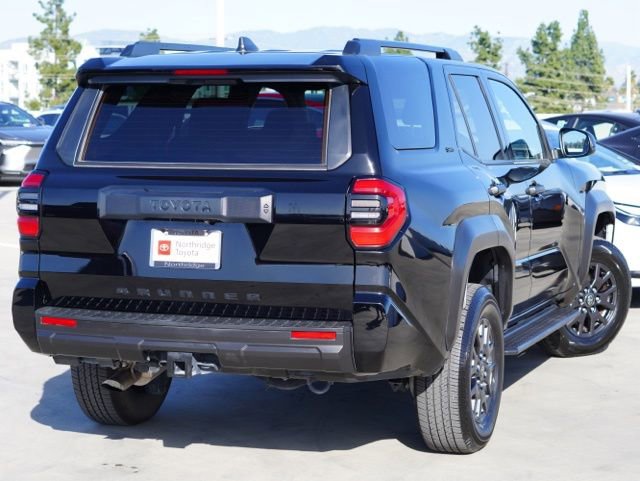 Used 2025 Toyota 4Runner SR5 image 7