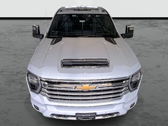 New 2026 Chevrolet Silverado 3500 High Country w/ High Country Premium Package AWD/4WD image 6