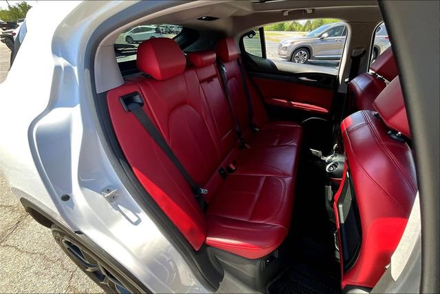 Used 2019 Alfa Romeo Stelvio w/ Nero Edizione image 25