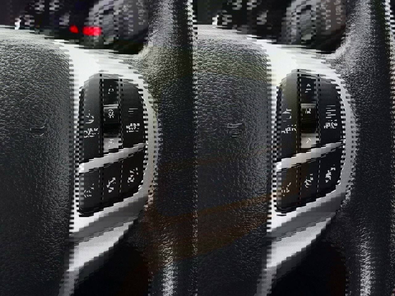 Used 2022 Ford Explorer Limited w/ Equipment Group 301A image 17