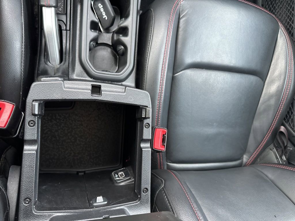 Used 2020 Jeep Wrangler Unlimited Rubicon w/ Dual Top Group image 21