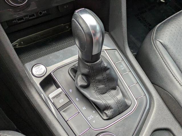 Used 2020 Volkswagen Tiguan SE image 13