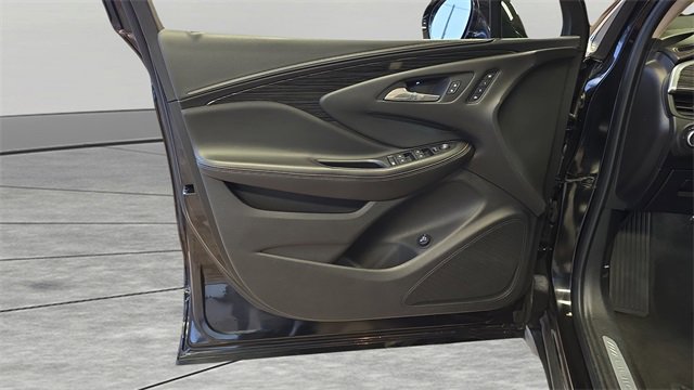 Used 2017 Buick Envision Essence image 27