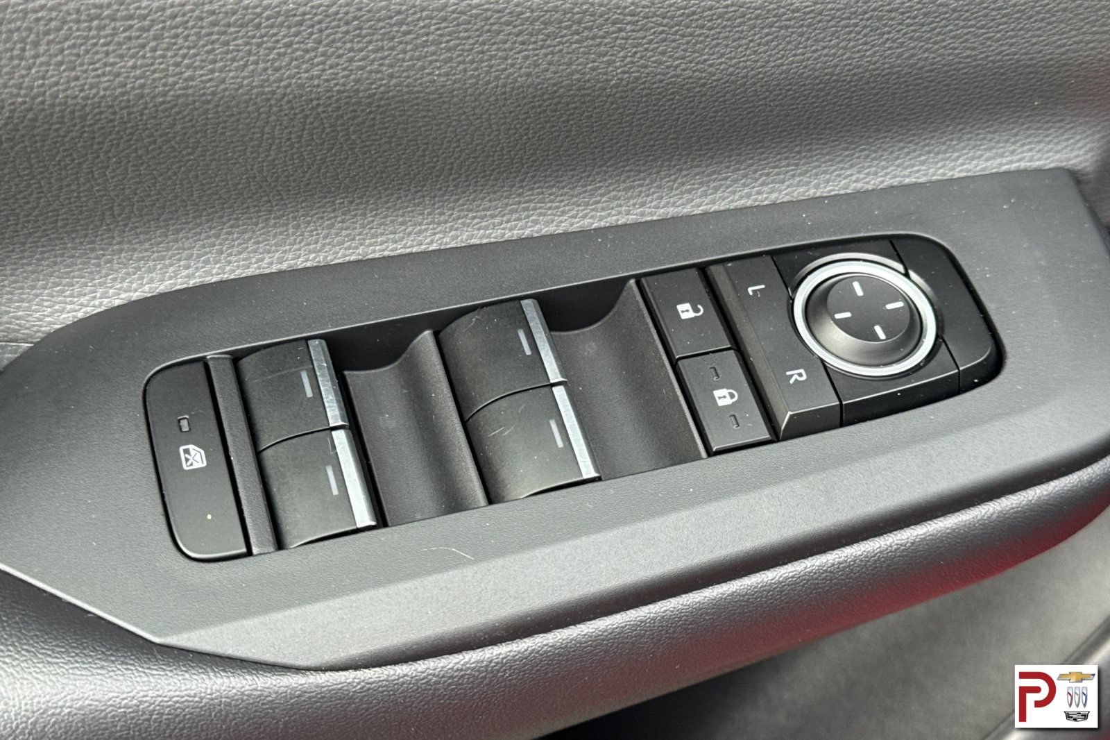 Used 2024 Toyota Prius XLE AWD/4WD image 12