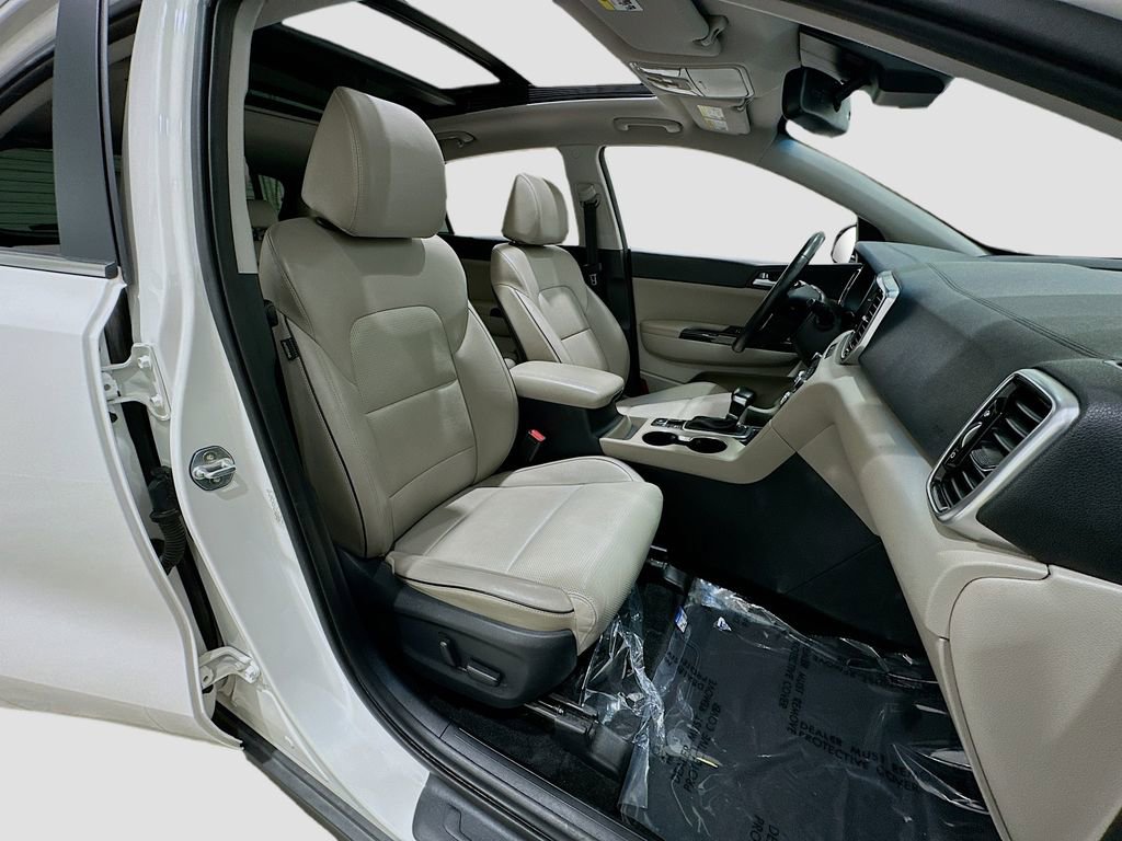 Used 2021 Kia Sportage EX w/ EX Technology Package FWD image 30