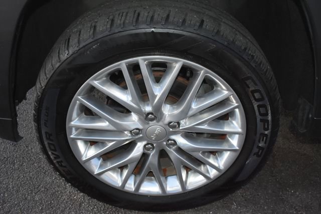 Used 2018 Jeep Grand Cherokee Summit image 53