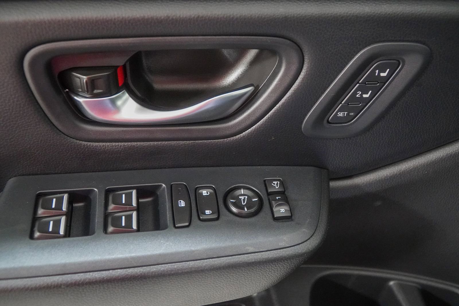 Used 2023 Honda Pilot Elite image 20