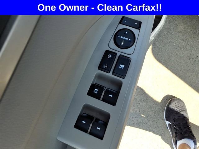 Used 2019 Hyundai Elantra SE image 18