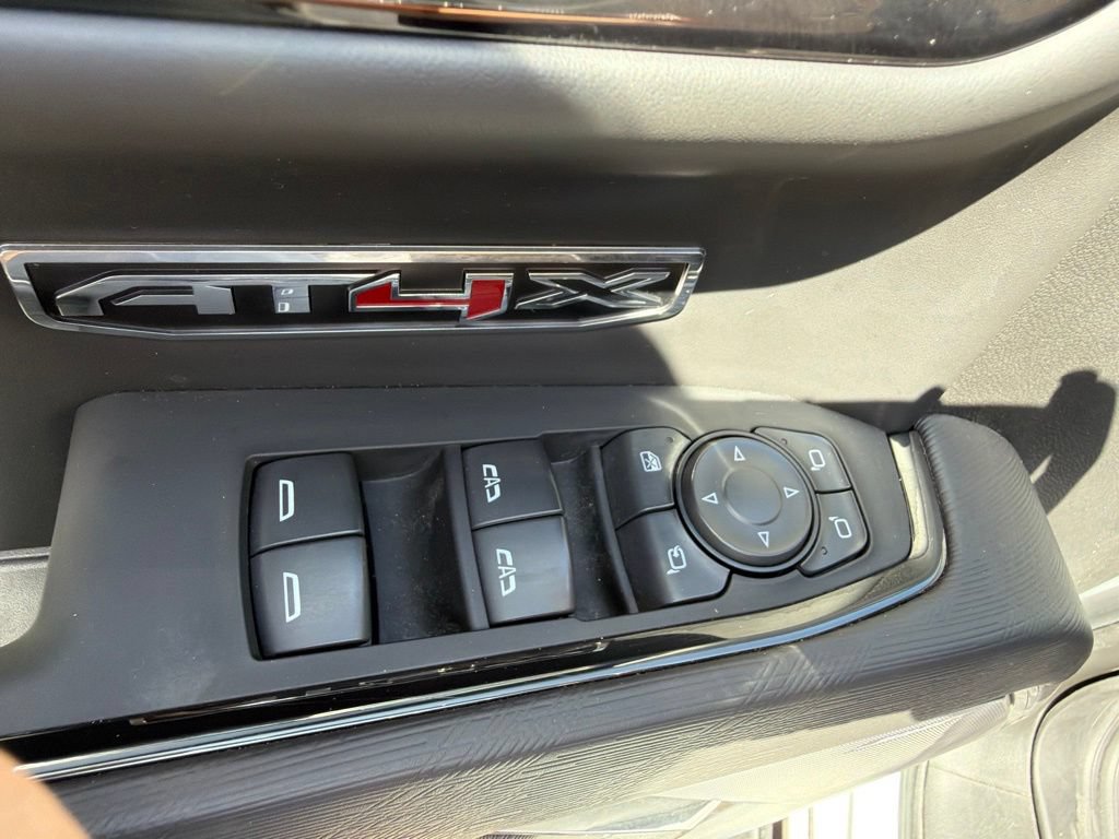 Used 2025 GMC Sierra 1500 AT4X AWD/4WD image 25