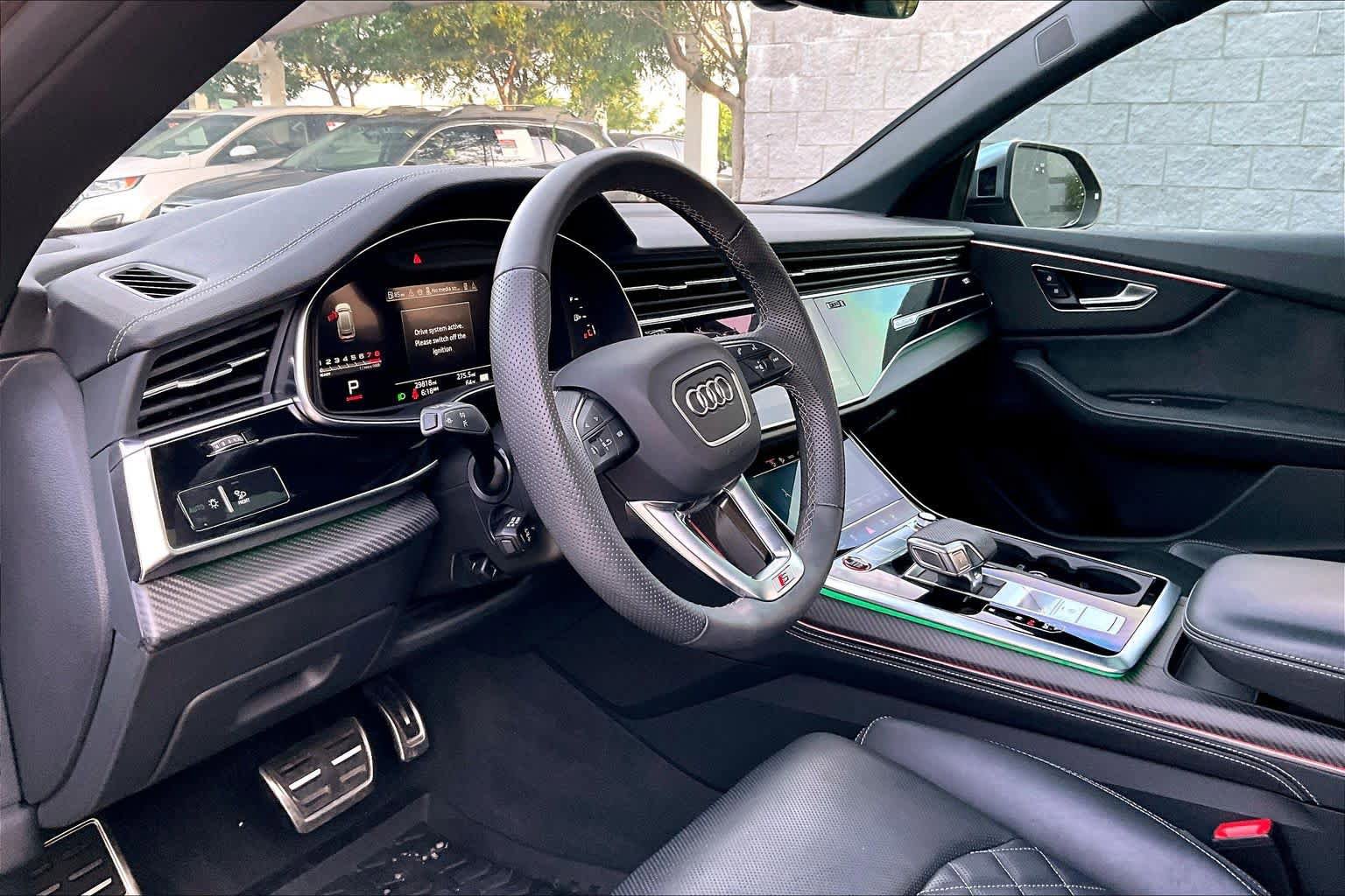 Used 2024 Audi SQ8 Premium Plus w/ S Sport Package AWD/4WD image 17