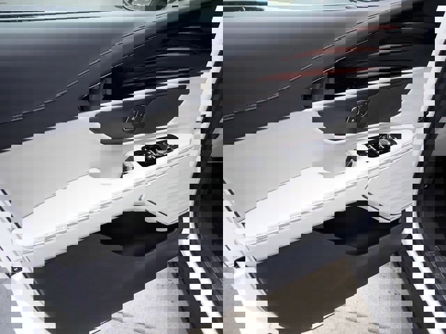 New 2026 Lincoln Nautilus Premier image 26