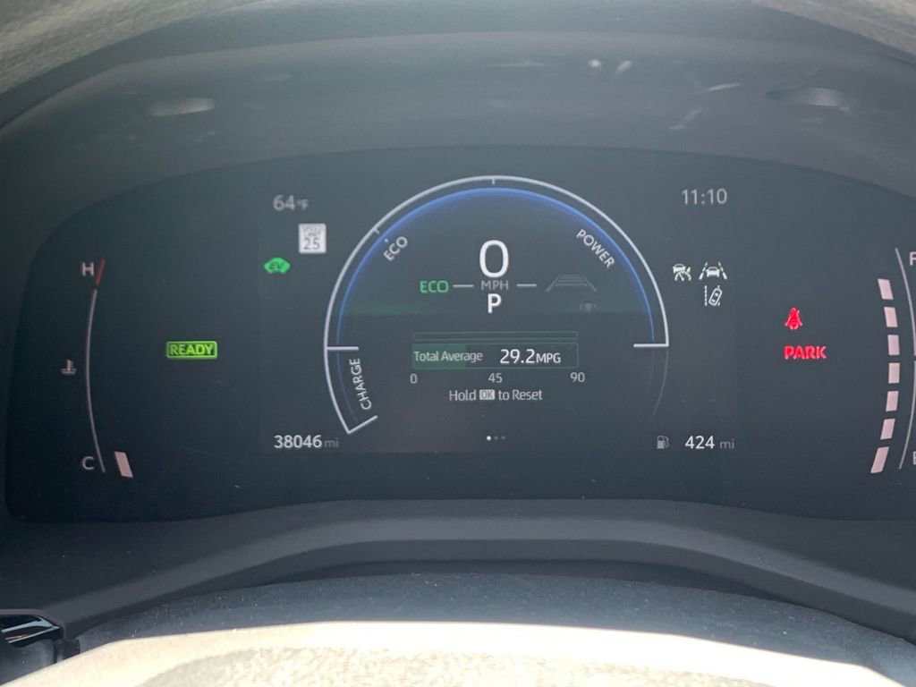 Used 2025 Toyota Camry LE FWD image 29