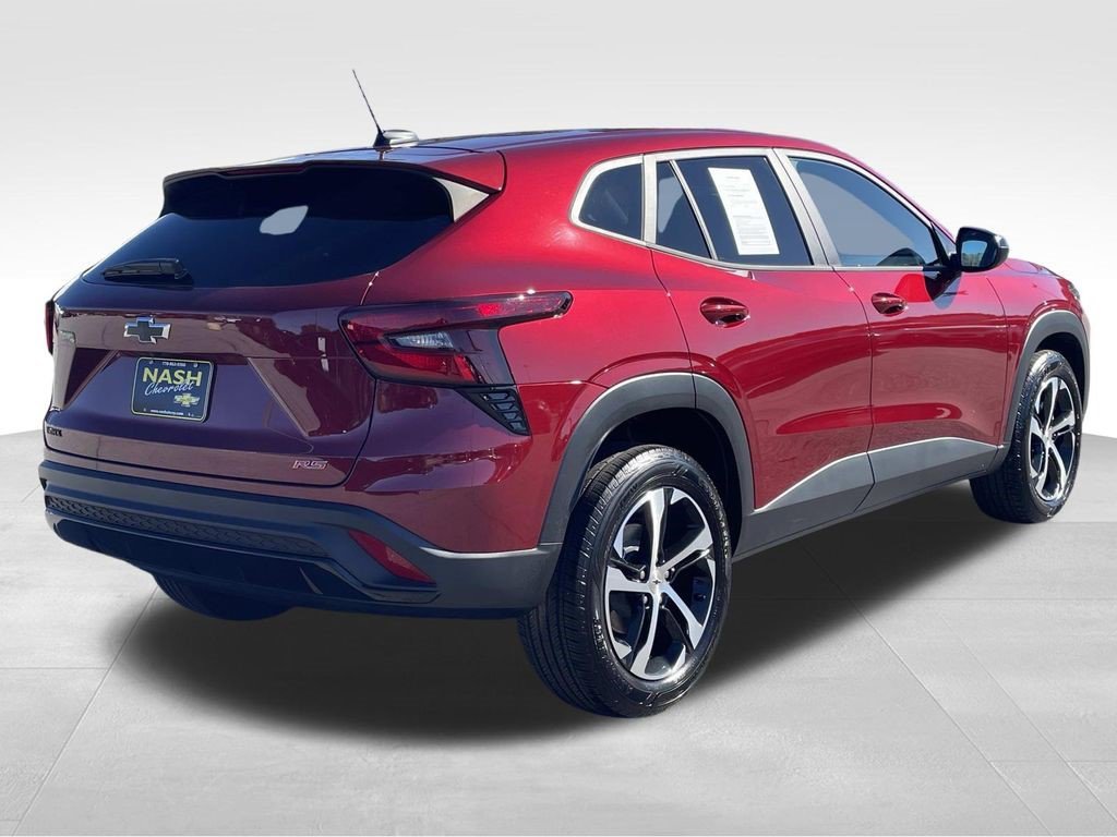 Certified 2025 Chevrolet Trax RS w/ Sunroof Package video 3