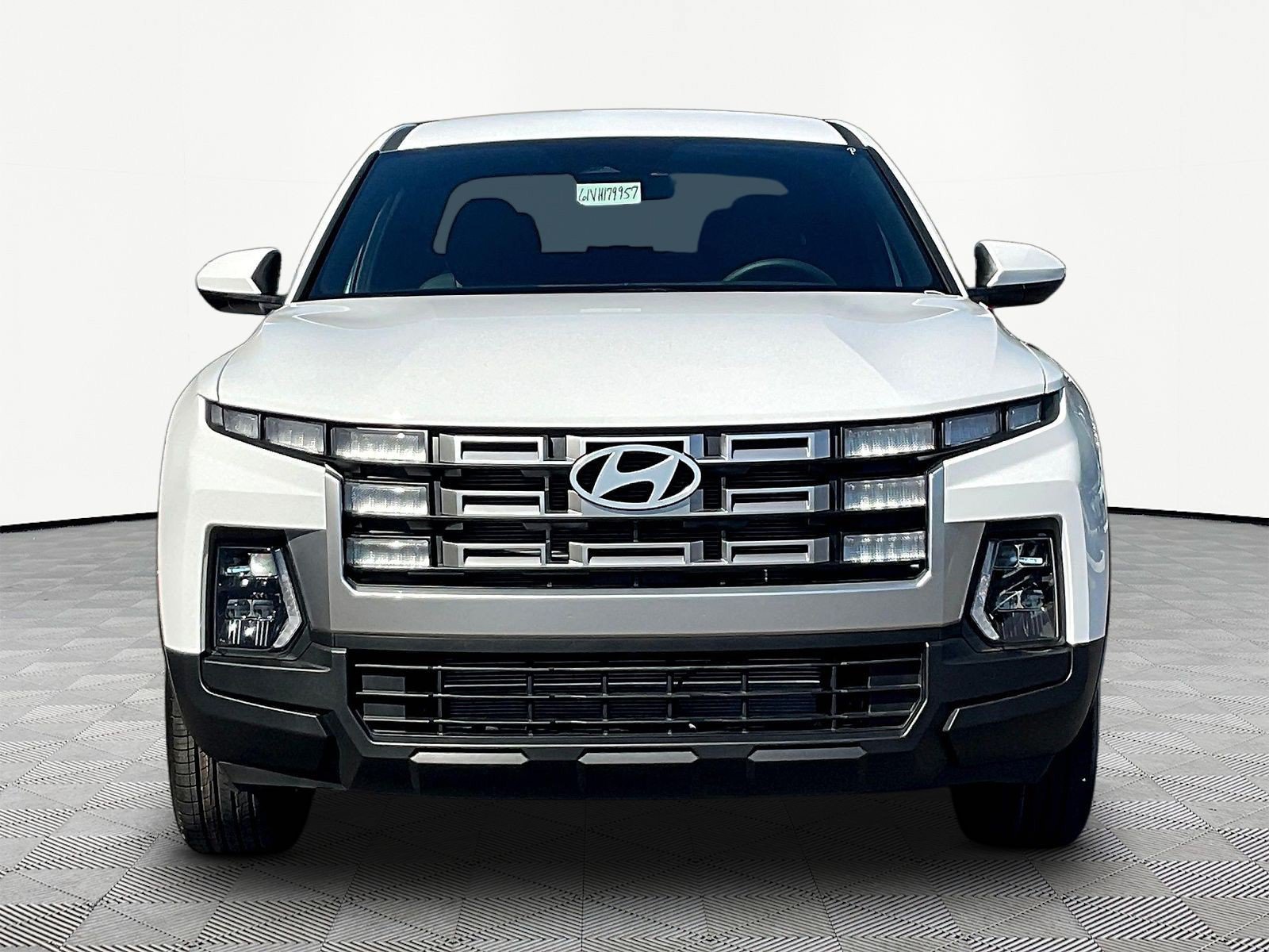 New 2027 Hyundai Santa Cruz SE AWD/4WD image 2